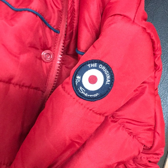 Ben Sherman: Red Snow Suit 6-9months - Picture 8 of 9
